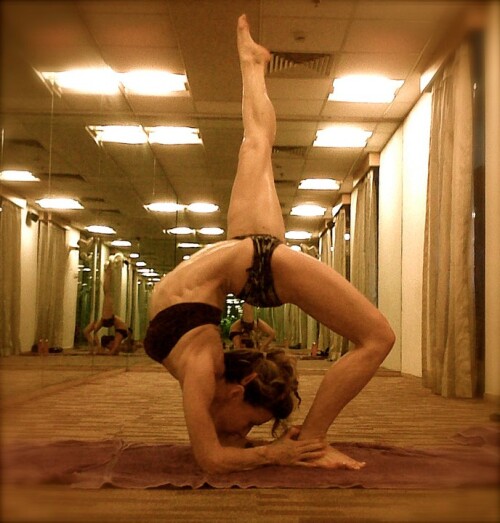 yoga-flexible-0102.jpg