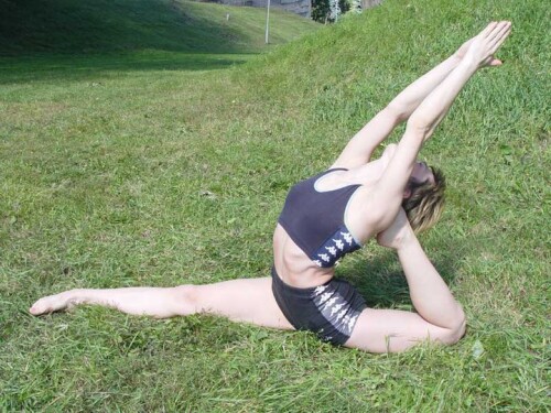 yoga-flexible-0116.jpg