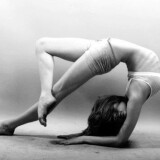 yoga-flexible-012