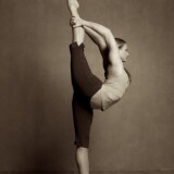 yoga-flexible-036